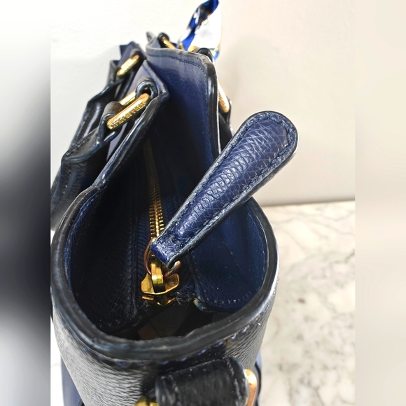 🩷SOLD💚 Vera Bradley Leather "Morgan" Black & Blue Trapeze 2-Way Bag | Rare - Picture 7 of 12